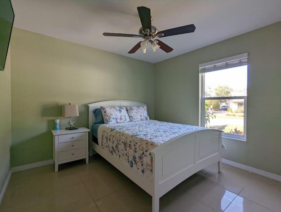 3Bed & 2Bath Property Couple Minutes From Siesta Key Beach & Downtown Sarasota Exterior foto