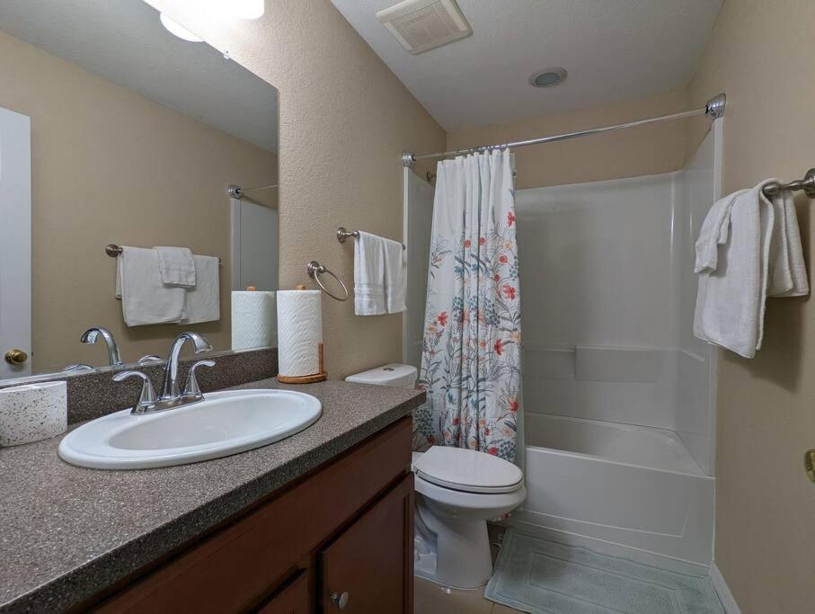3Bed & 2Bath Property Couple Minutes From Siesta Key Beach & Downtown Sarasota Exterior foto