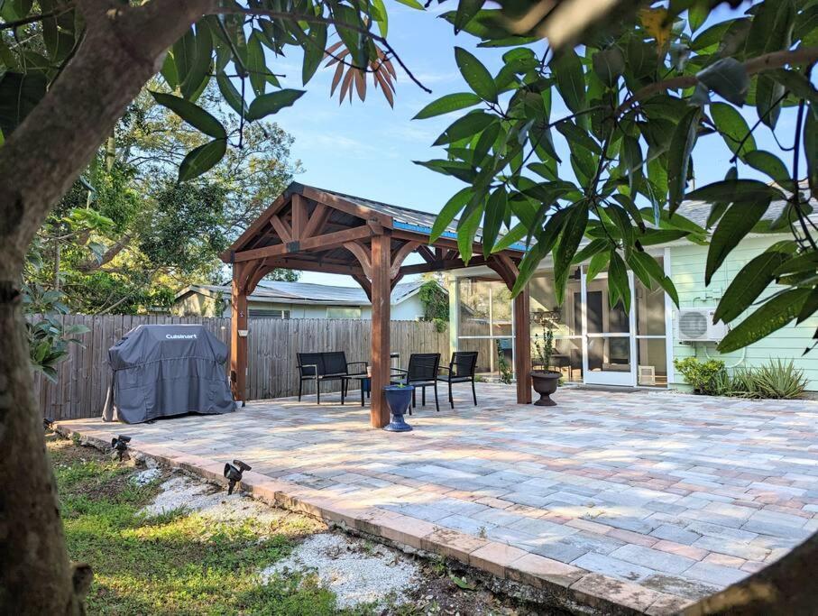 3Bed & 2Bath Property Couple Minutes From Siesta Key Beach & Downtown Sarasota Exterior foto